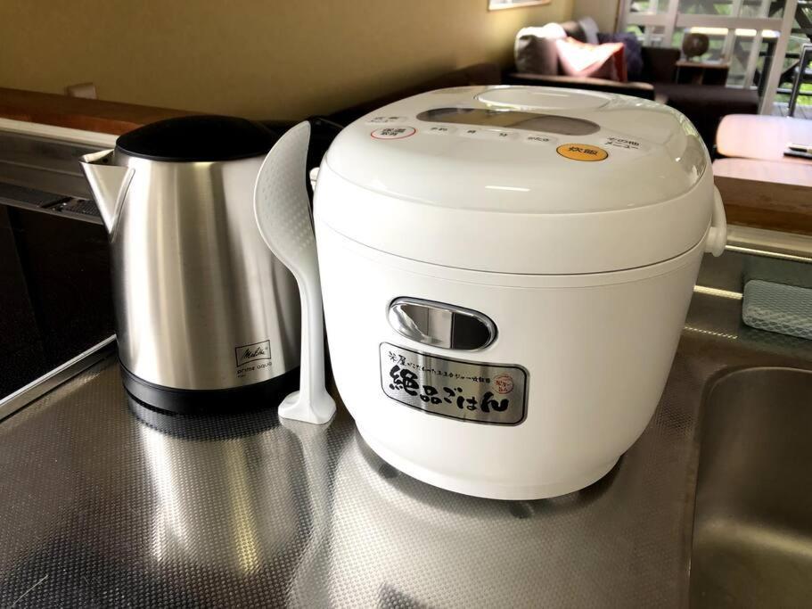 恩納村名嘉真フォレストヴィラ12時チェックアウト可ダブルベッド2台と2段ベッドとユニットバス2室 Ngoại thất bức ảnh